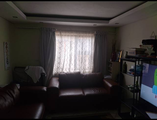 2 BEDROOM FREEHOLD FOR SALE IN VOSLOORUS SOUTH